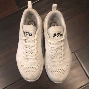 APL: Athletic Propulsion Labs Women's Techloom Pro Sneakers
